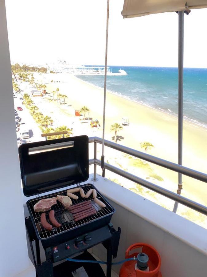 Larnaca Room, 50M To The Finikoudes Beach Экстерьер фото